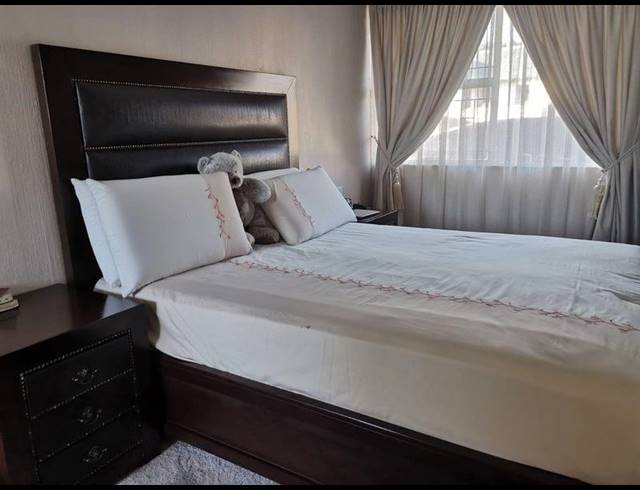 3 BEDROOM TOWNHOUSE FOR SALE IN OAKDENE